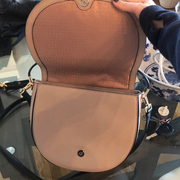 Kate spade satchel - Picture 4 of 6